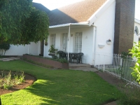  Vacation Hub International | Mentor Guest House Main
