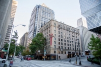  Vacation Hub International | Executive Hotel Pacific Main
