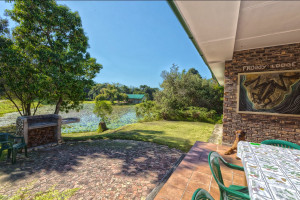  Vacation Hub International | Beyond The Moon - Froggy Lodge Main