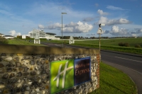  Vacation Hub International | Holiday Inn Express London Epson Downs Main