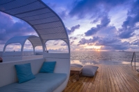  Vacation Hub International | Coco De Mer Hotel & Black Parrot Suites Main
