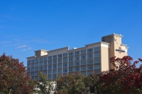  Vacation Hub International | Metro Points Hotel Main