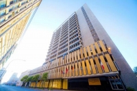  Vacation Hub International | The Reef Hotel Main