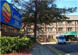 Vacation Hub International | Comfort Inn & Suites Washington Dulles International Airpor Main