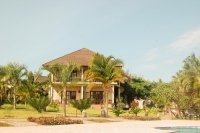  Vacation Hub International | Swahili Beach Resort Main