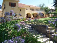  Vacation Hub International | Oaktree Lodge Main
