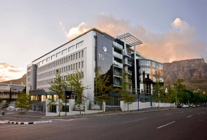  Vacation Hub International | Capital 15 on Orange Main