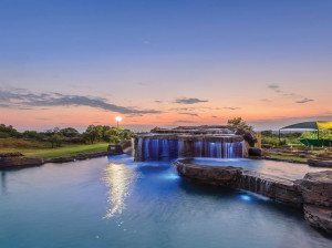  Vacation Hub International | The Kingdom Resort Main