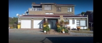  Vacation Hub International | Van Eeden Accommodation Main
