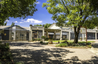  Vacation Hub International | Oh So You Guesthouse Main