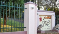  Vacation Hub International | Abbots Cove Bed & Breakfast Main