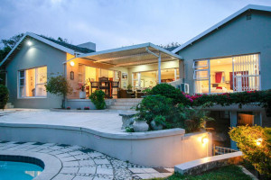  Vacation Hub International | Chartwell Guest House Main