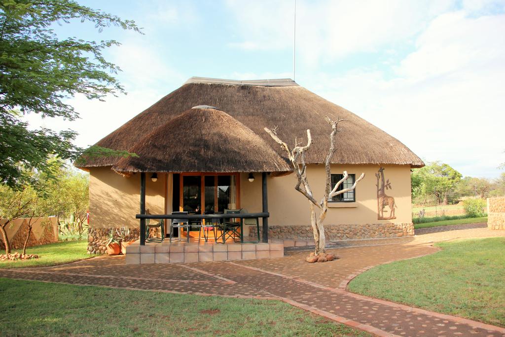  Vacation Hub International | Ukutula Lion Lodge Main