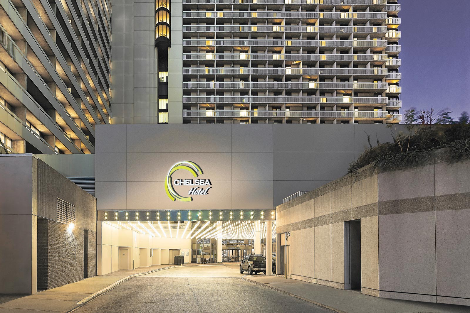  Vacation Hub International | Chelsea Hotel, Toronto Main