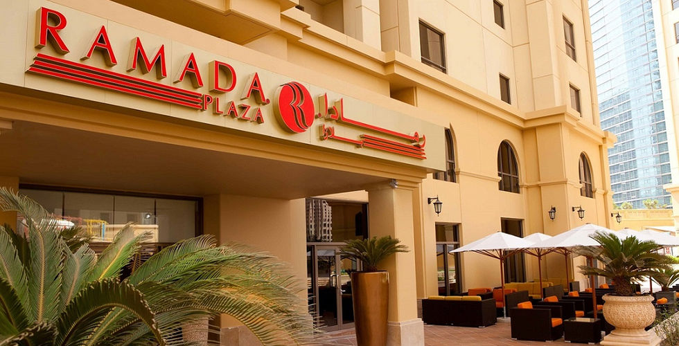  Vacation Hub International | Ramada Plaza Jumeirah Beach Main