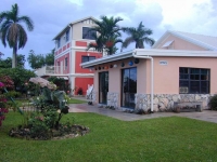  Vacation Hub International | Orange Hill Beach Inn Main