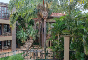  Vacation Hub International | Waterfalls Boutique Hotel Main