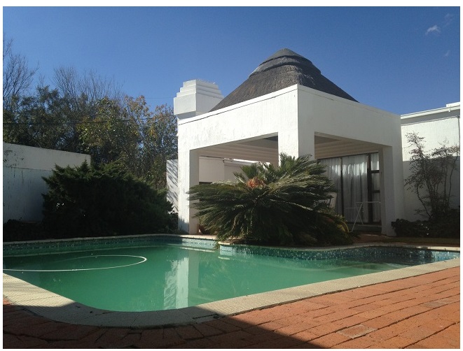  Vacation Hub International | Bettie's Luxury Lodge Main