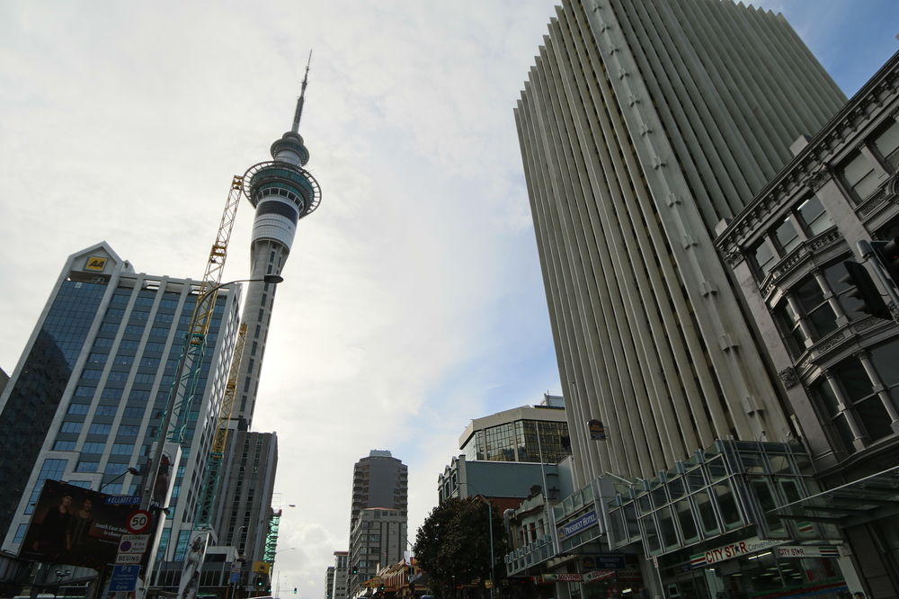  Vacation Hub International | President Hotel Auckland Main