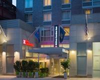  Vacation Hub International | Hilton Garden Inn Midtown East Main