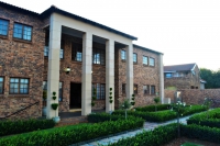  Vacation Hub International | Alveston Manor Guest House Main