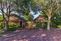  Vacation Hub International | La Mer Lodge Main