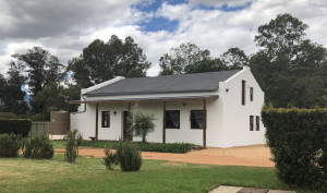  Vacation Hub International | Meurant Self Catering Cottage Main
