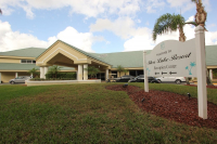  Vacation Hub International | Silver Lake Resort Main
