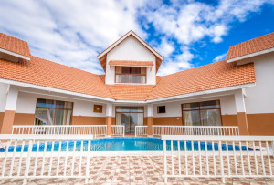  Vacation Hub International | Azao Resort & Spa Main