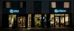  Vacation Hub International | Queen A Antwerp Main