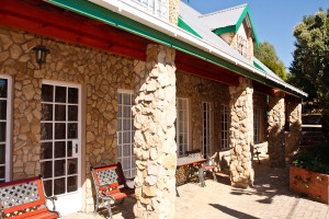  Vacation Hub International | Alberry Cottages Main