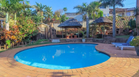 Vacation Hub International | Beachfront Cabanas Main
