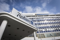  Vacation Hub International | Radisson Blu Saga Main