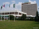  Vacation Hub International | Holiday Inn Bratislava Main