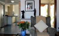  Vacation Hub International | Chandelier House Main