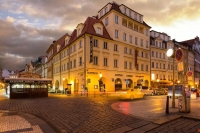  Vacation Hub International | Melantrich Main
