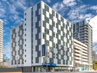  Vacation Hub International | Travelodge London Stratford Hotel Main