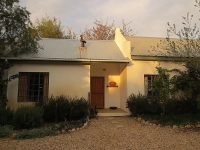  Vacation Hub International | Olive Trush Cottage Main