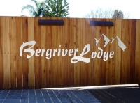  Vacation Hub International | Bergriver Lodge Main