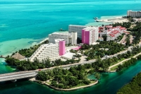  Vacation Hub International | Grand Oasis Palm Main