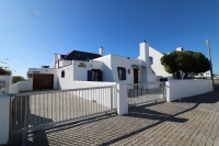  Vacation Hub International | Baywatch Villa Collection Main