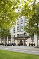  Vacation Hub International | Relais Spa Val d'Europe Main