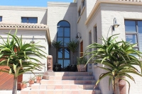  Vacation Hub International | The View Bed & Breakfast Main