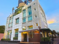  Vacation Hub International | Astera Sathorn Hotel Main