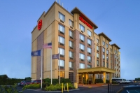  Vacation Hub International | Sheraton JFK Airport Hotel Main