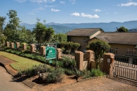  Vacation Hub International | Hillwatering Country House Main