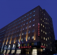  Vacation Hub International | Ramada Naples Main