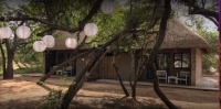  Vacation Hub International | Bushbaby River Lodge Main