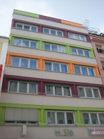  Vacation Hub International | Hotel S16 Main