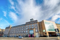  Vacation Hub International | Leonardo Royal Hotel Edinburgh Main